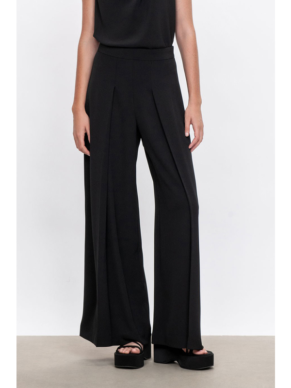 Veronika Maine Stretch Twill Pleat Front Pant-best-sellers-Hello Cyril.