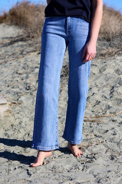 Wakee Straight Leg Jean-hc-new-Hello Cyril.