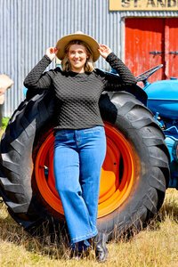 Esplanade Gathered Sleeves Check Top