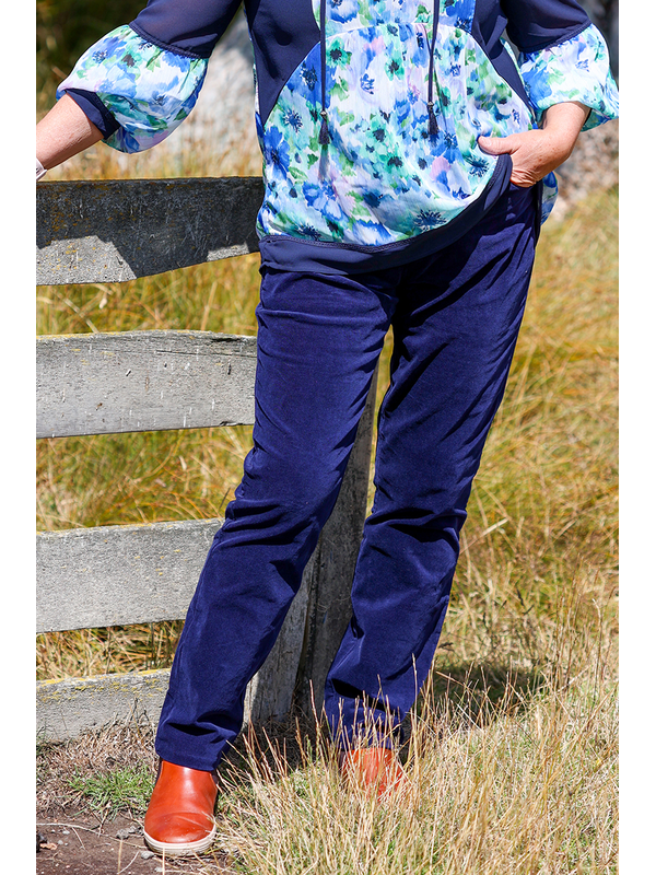 Foil According Straight Pant