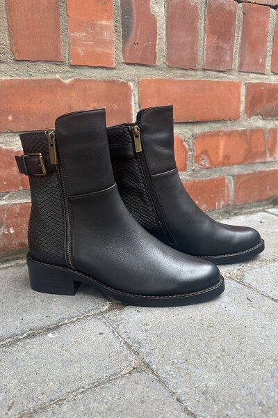 Belle Scarpe Ripper Boot-shoes-Hello Cyril.