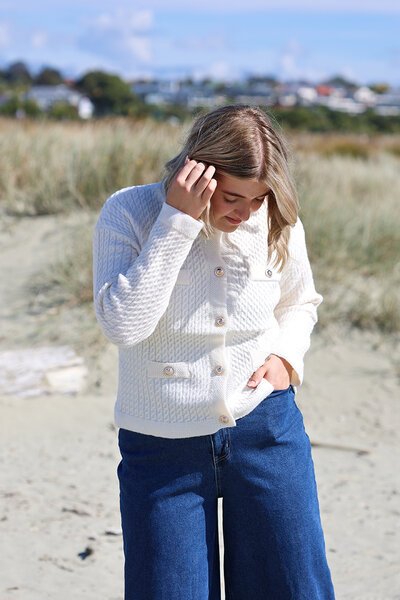 Miss Manlow Portland Cardi-hc-new-Hello Cyril.