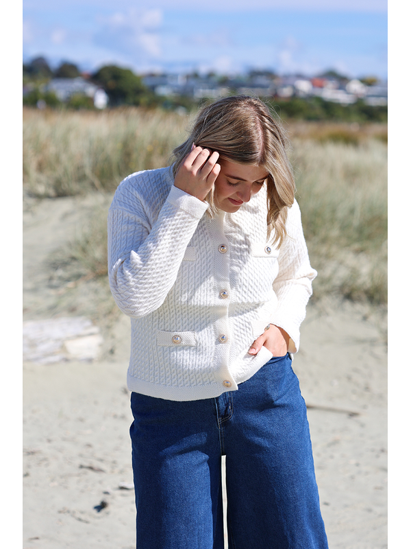 Miss Manlow Portland Cardi