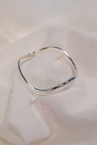 SHE Jewellery Wave Bangle
