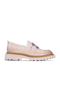 EOS Abbi Loafer