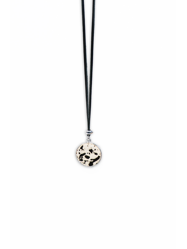 SHE Jewellery Savanna Pendant Necklace