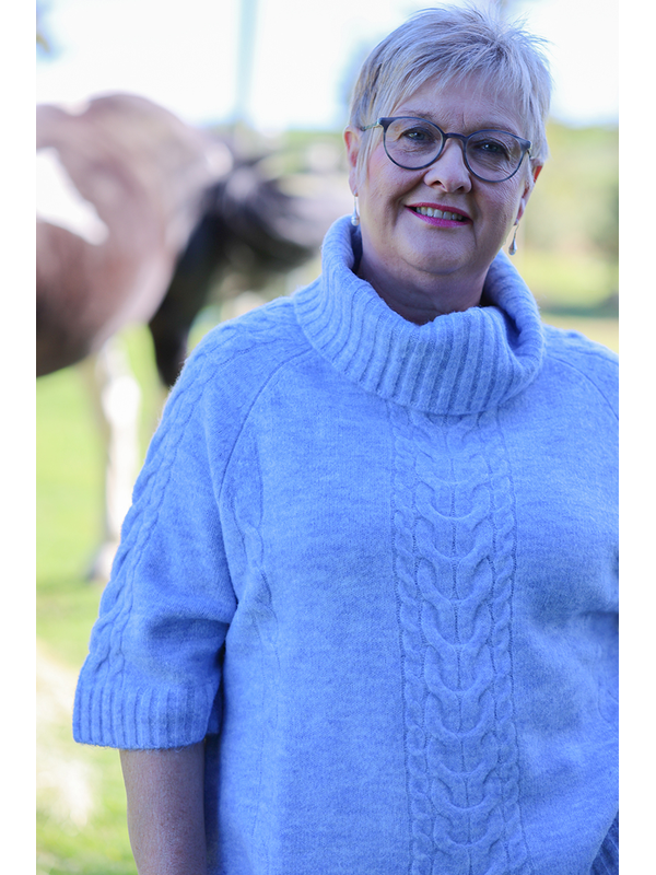 Memo Relaxed Cable Knit Jumper