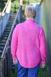 Foil Cable Knit Scoop Hem Jumper