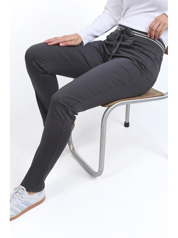 Foxwood Sylvia Jogger
