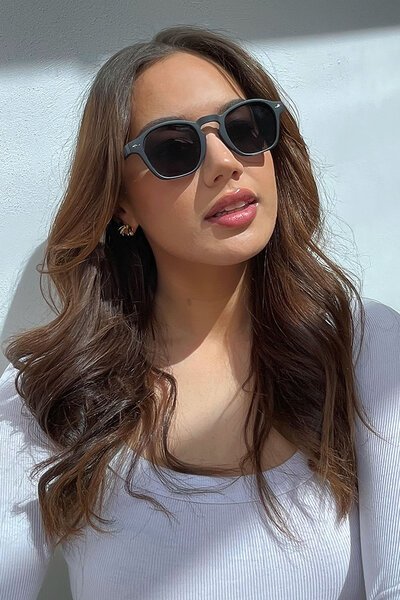 Stella + Gemma High Line Black Sunglasses-gift-guide-Hello Cyril.