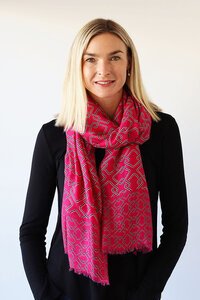 Archer House Hot Pink Chain Scarf