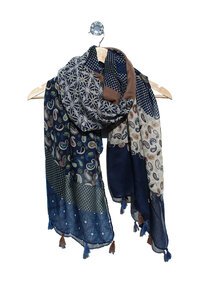 Archer House Paisley + Spot Panel Scarf