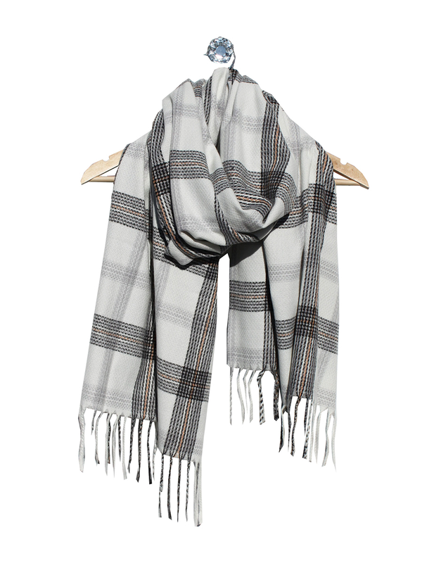 Archer House Checked Winter Scarf