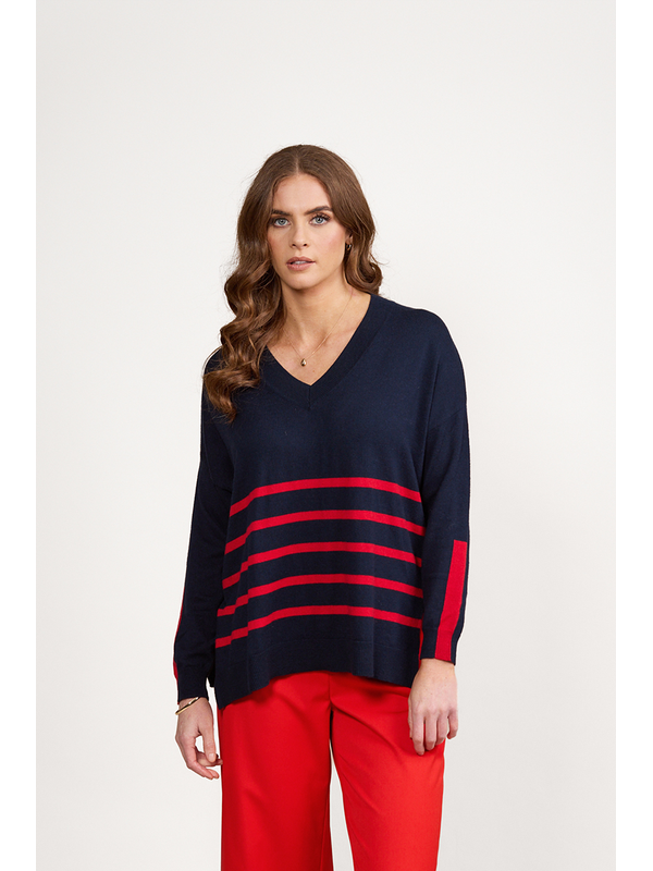 Vassalli Relaxed V Neck Sweater