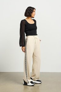 Et Alia Braxton Pant