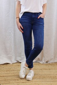Wakee Whiskering Willow Skinny Jean