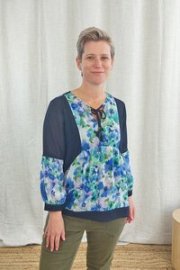 Memo Relaxed Balloon Sleeve Top