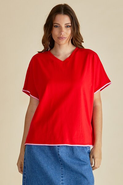 Betty Basics Avalon Tee-shop-by-style-Hello Cyril.