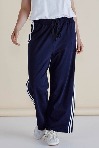 Betty Basics Nikki Relax Cotton Jogger-3-ways-to-style-Hello Cyril.