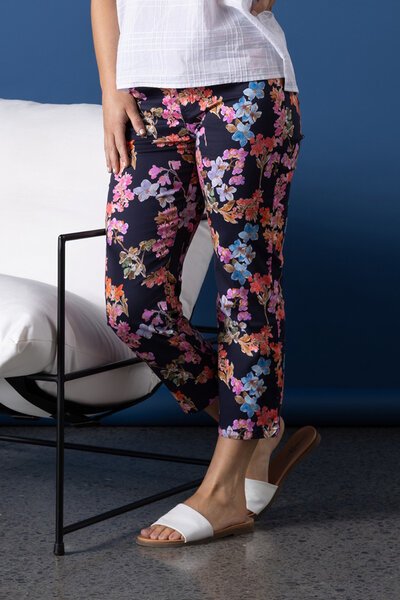 Vassalli Slim 7-8 Lightweight Pull On Pant - Willa-shop-by-label-Hello Cyril.