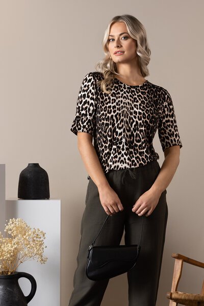 Vassalli 3-4 Sleeve Round Neck Top - Leopard-lives-Hello Cyril.