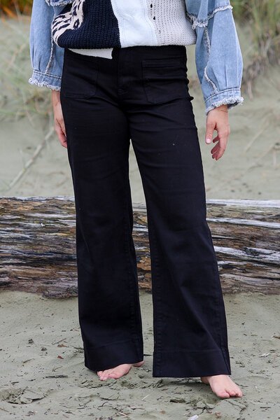 Wakee Black Pocket Jean-hc-new-Hello Cyril.