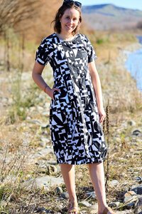 Foil Print Pleated Midi Dress