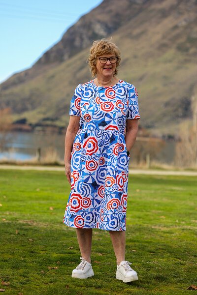 Foil Back Keyhole Dress-shop-by-style-Hello Cyril.