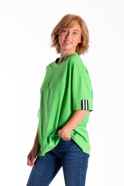 Jellicoe Granny Smith Box Tee-curate-midi-skirt-Hello Cyril.