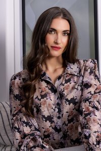 Seeking Lola Best Dressed Shirt