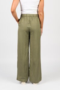 Vassalli Wide Leg 1-2 Elastic Waist Pant