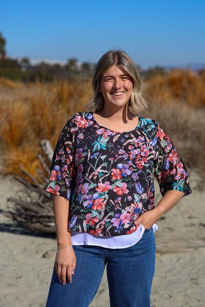 La Mode Floral Layered Top-lives-Hello Cyril.