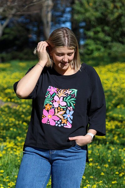 Zafina Kate T-Shirt-lives-Hello Cyril.