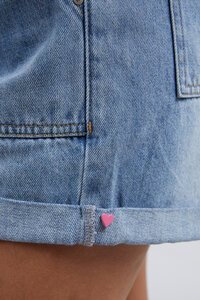 Elm Emma Relaxed Denim Short Mid Blue Wash