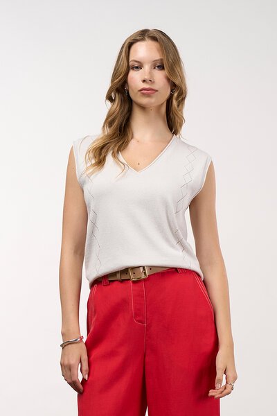 Mady Sweetly Aero Vest-shop-by-label-Hello Cyril.