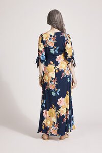 Eb & Ive Parisio Tie Maxi Dress