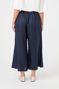 Eb & Ive Studio Crop Pant