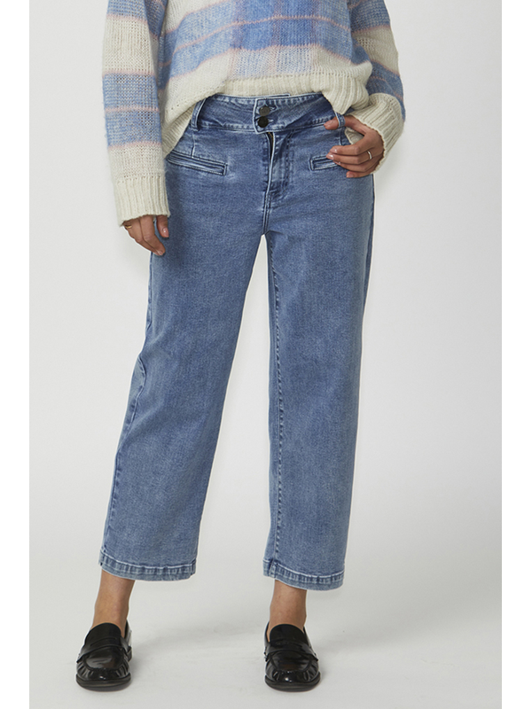 New London Christow Jean