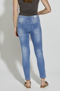 New London Raunds C Jean