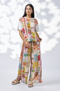 Loobies Story Vana Tee