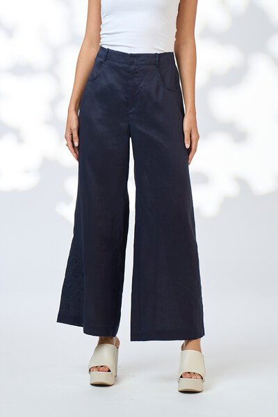 Loobies Story Lia Pant-december-Hello Cyril.