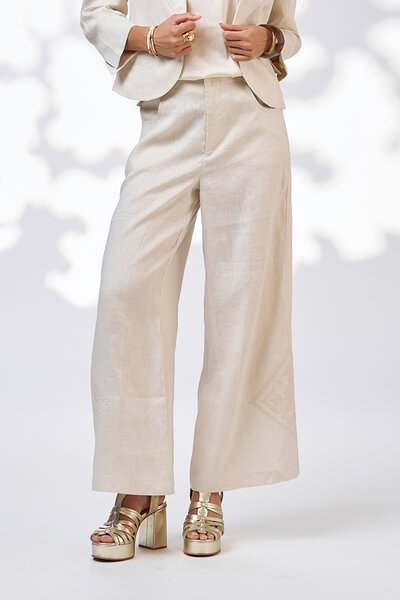 Loobies Story Lia Pant-december-Hello Cyril.