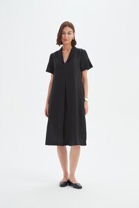 Tirelli Shawl Collar Pleat Dress