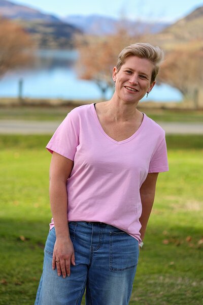 Esplanade Everyday V Neck Tee-shop-by-label-Hello Cyril.