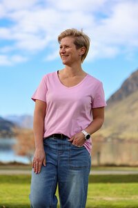 Esplanade Everyday V Neck Tee