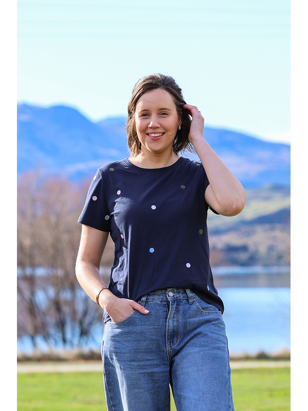 Memo Spot Embroidery Tee