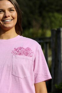 Memo Bouquet Patch Pocket Tee