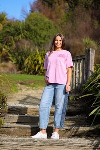 Memo Bouquet Patch Pocket Tee