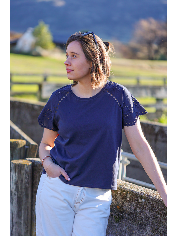 Memo Broderie Sleeve Tee