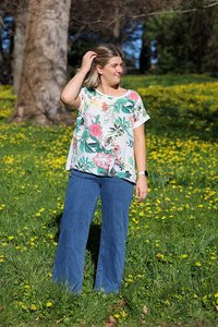Wednesday Lulu Garden Floral Linen Top